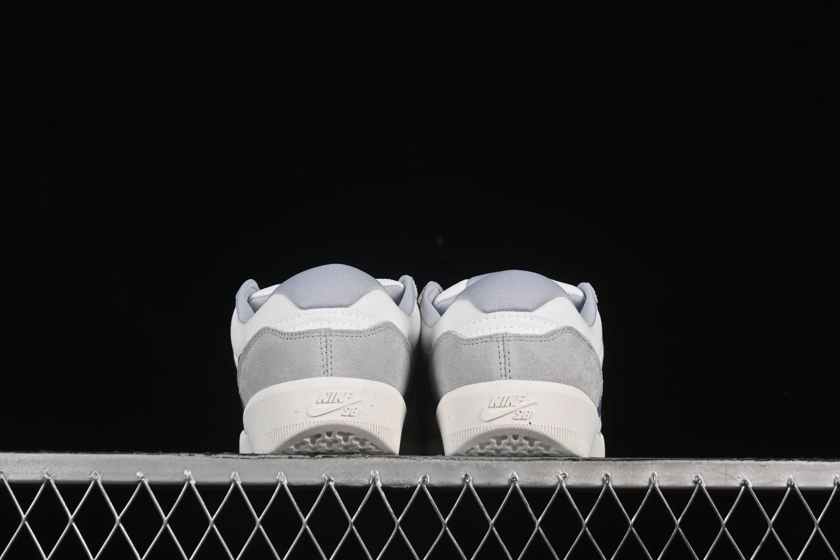 All categories Nk SB Dunk series Nk Force 58 simplified skateboard shoes J version Nk SB Force 58 Nike simplified retro skateboard shoes IH0636-141